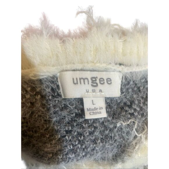 Umgee Fuzzy Leopard Sweater - Picture 11 of 12